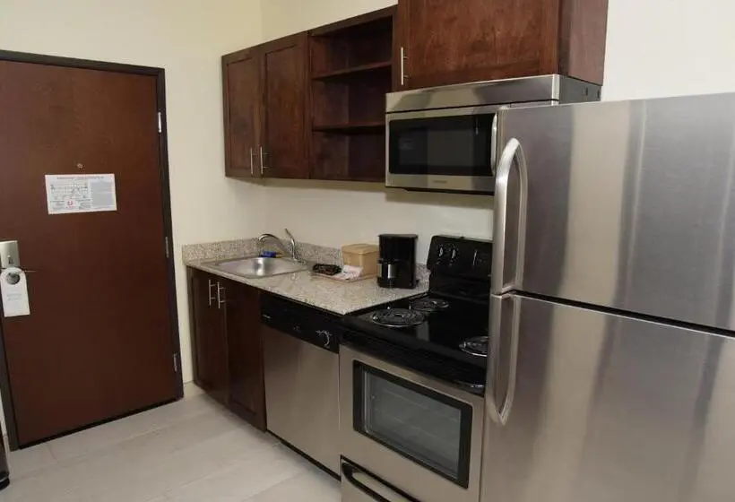 Standard-studio King-vuode, Home Away Kitchen Suites Enid