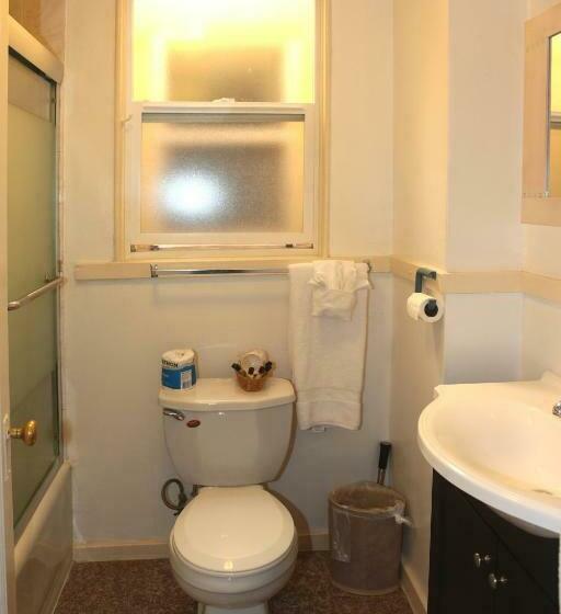 غرفة ديلوكس سرير كينج, Nash