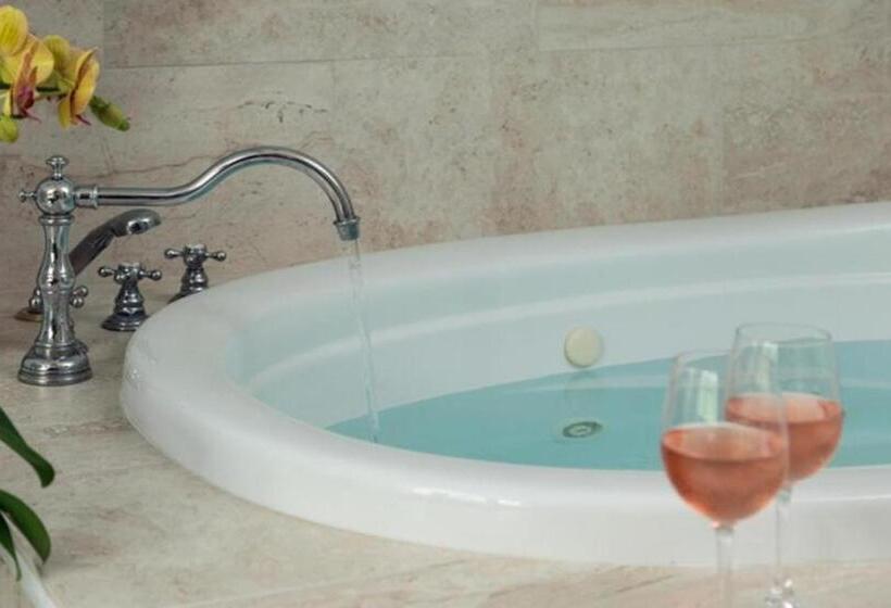 스위트 킹사이즈 침대, Shelter Island House