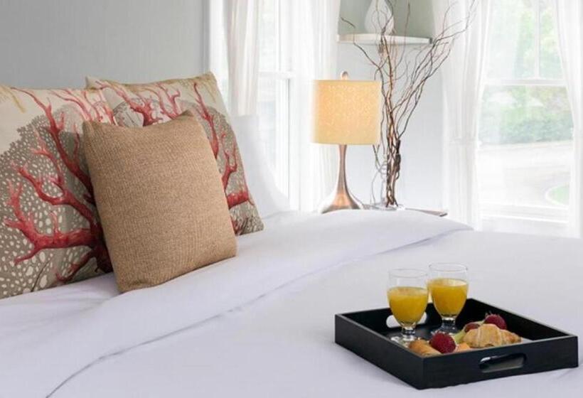 스위트 킹사이즈 침대, Shelter Island House