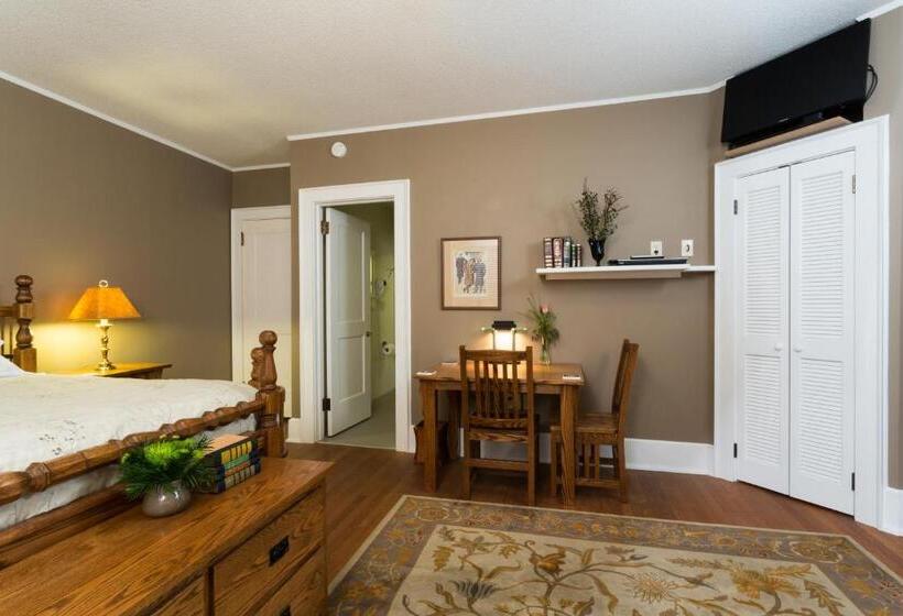 غرفة ديلوكس سرير كينج, Stewart Inn