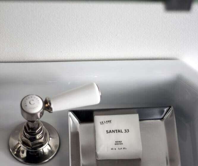 غرفة قياسية سرير مزدوج, The Robey, Chicago, A Member Of Design Hotels