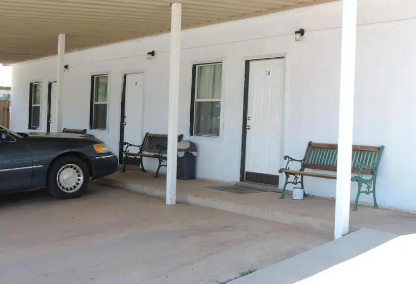 Standard Kolmen Hengen Huone, Hunters Lodge Motel