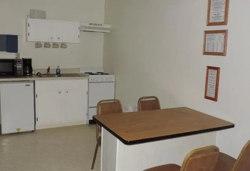 Standard Kolmen Hengen Huone, Hunters Lodge Motel