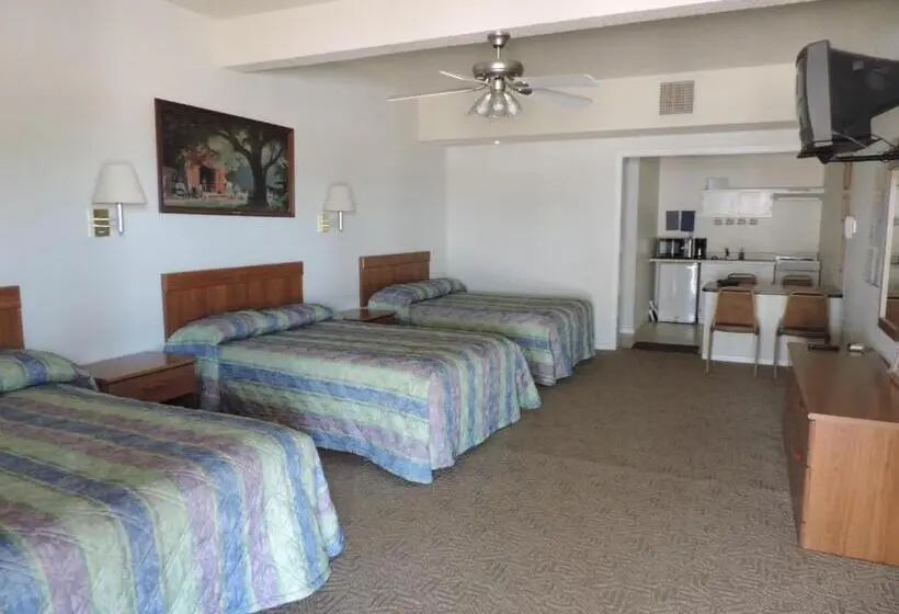 Standard Kolmen Hengen Huone, Hunters Lodge Motel