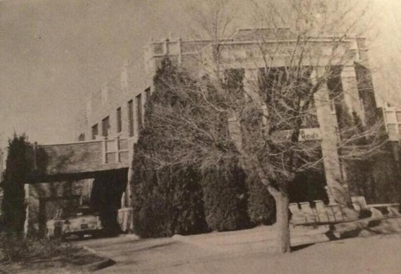 4인용 스탠다드 룸, Hunters Lodge Motel