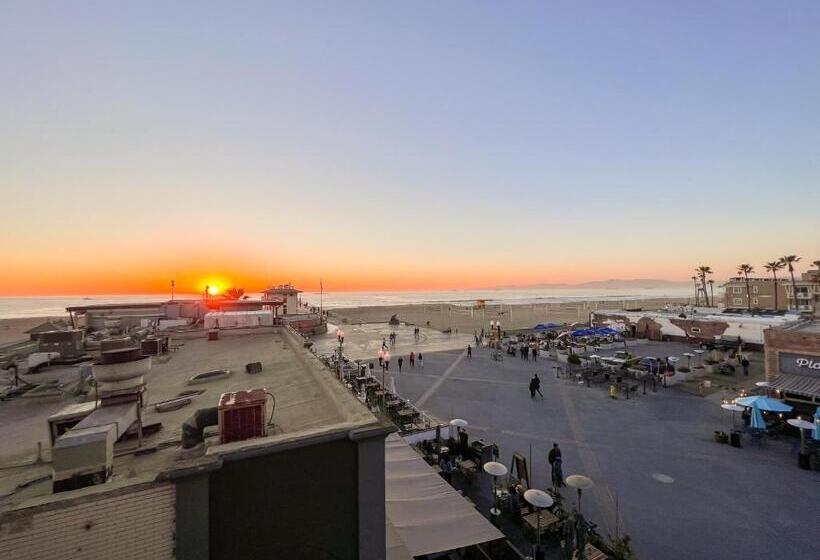 جناح مطلّ علي البحر, Ith Los Angeles Beach Hostel
