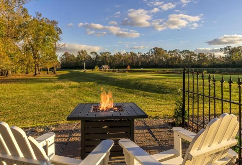 غرفة قياسية سرير كينج, Maison D'memoire Bed & Breakfast Cottages