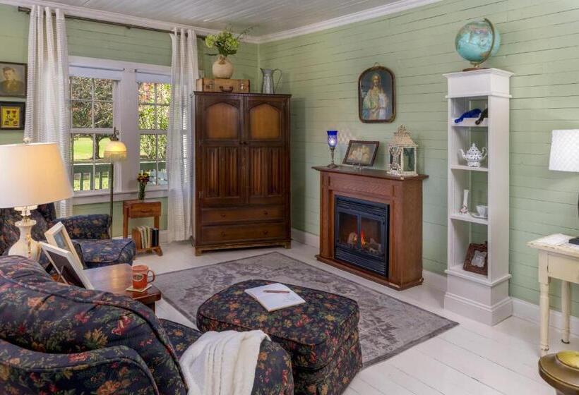 חדר סטנדרט עם מיטת קינג, Maison D'memoire Bed & Breakfast Cottages