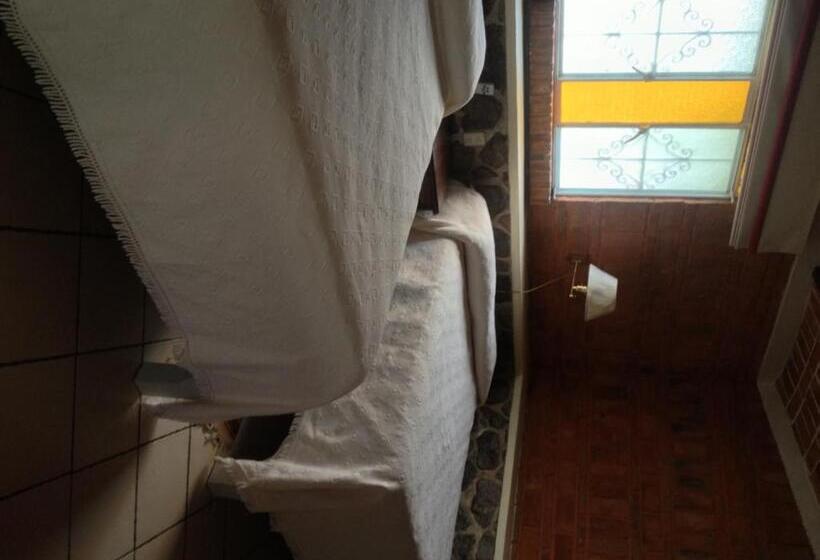 جناح عائلي, Mama Chuy Hotel & Villas