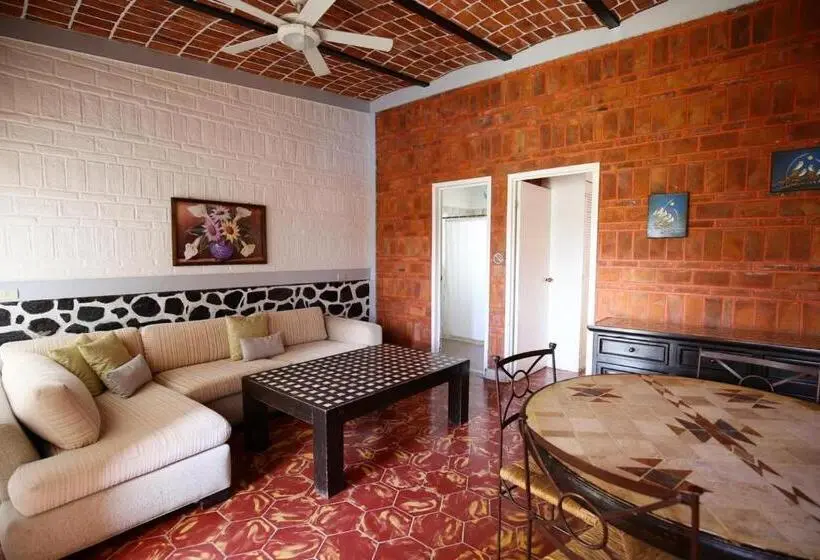 ビラホテル１ベッドルーム, Mama Chuy Hotel & Villas