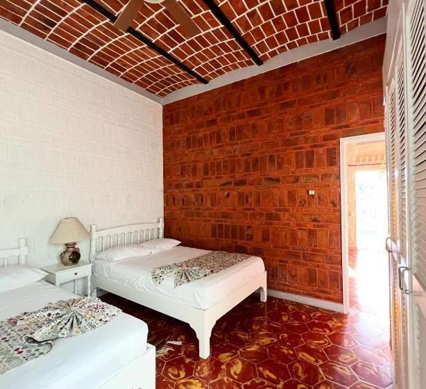 ‫فيلا غرفة نوم واحدة, Mama Chuy Hotel & Villas