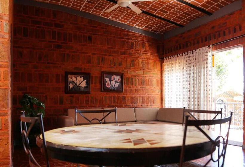 فيلا غرفتين نوم, Mama Chuy Hotel & Villas