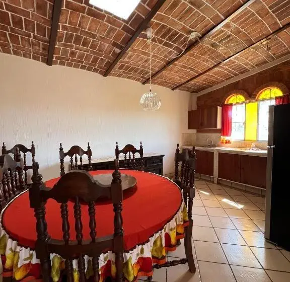 スイート（家族用）, Mama Chuy Hotel & Villas