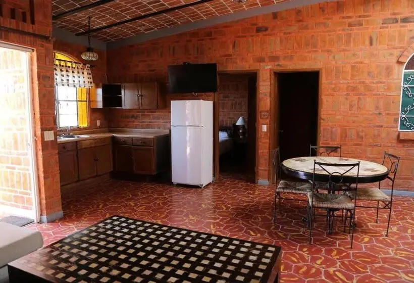 ツーベッドルーム　ヴィラ, Mama Chuy Hotel & Villas