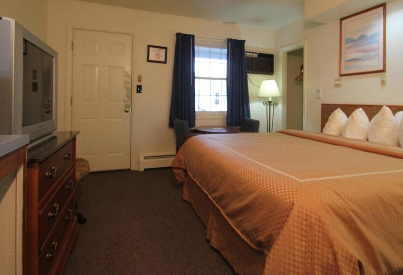 חדר סטנדרט עם מיטת קינג, Brookside Inn & Cottages