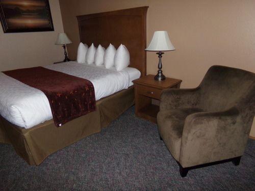 带大床的豪华间, Cowlitz River Lodge