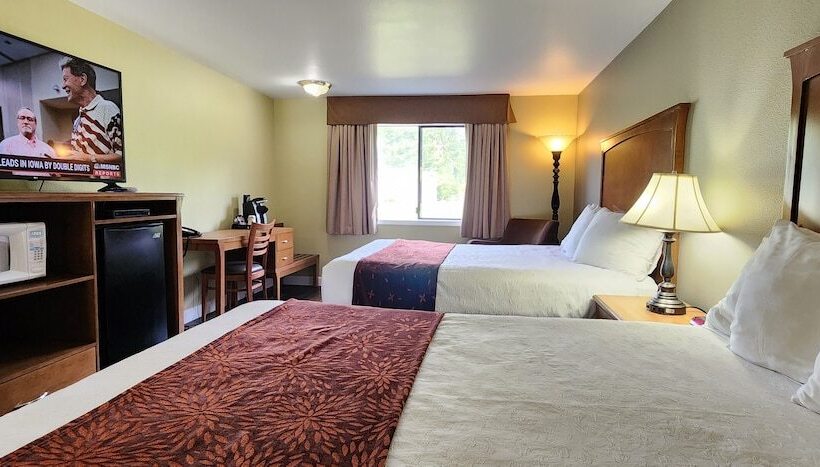 غرفة ديلوكس سرير ملكى, Cowlitz River Lodge