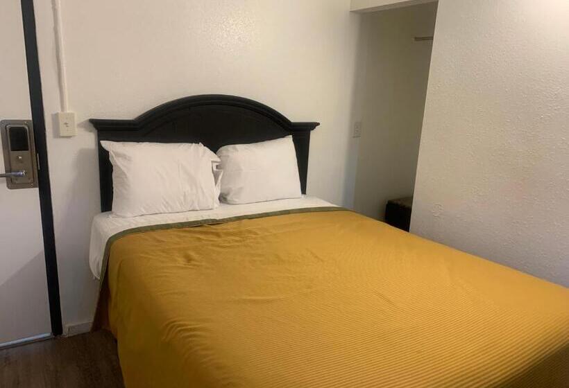 اتاق استاندارد, Encore Inn