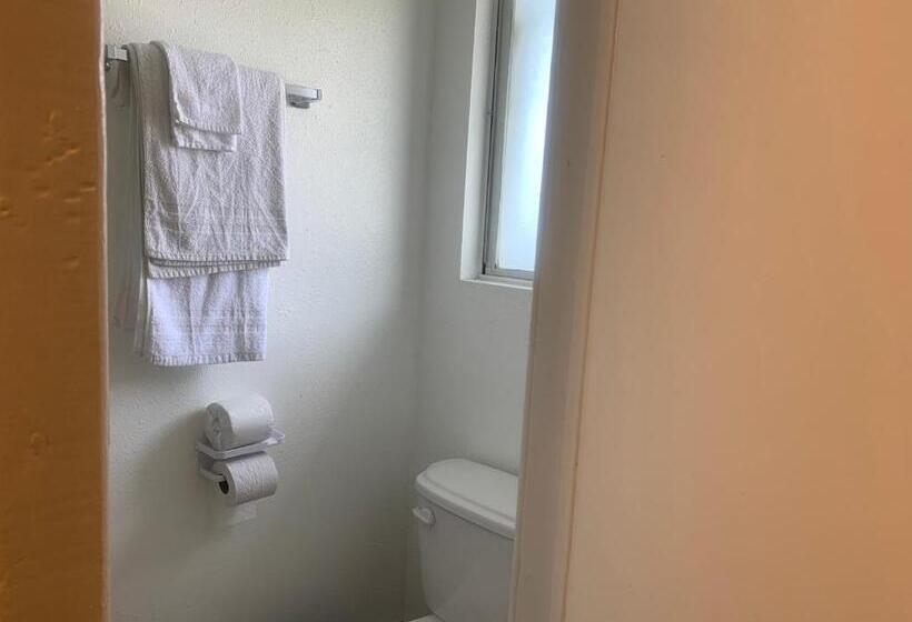 اتاق استاندارد, Encore Inn