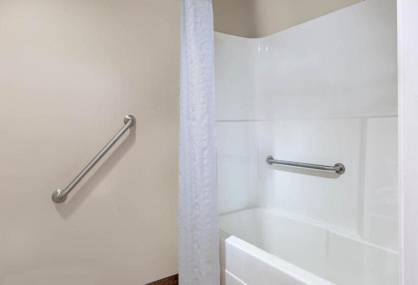 اتاق استاندارد با 2 تخت دوبل, Super 8 By Wyndham Fort Mcmurray