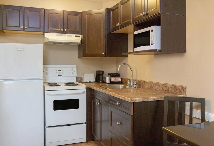 اتاق استاندارد با 2 تخت دوبل, Super 8 By Wyndham Fort Mcmurray