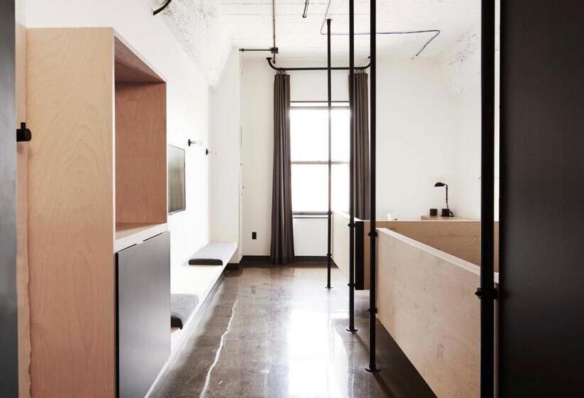 غرفة قياسية سرير مزدوج, The Robey, Chicago, A Member Of Design Hotels