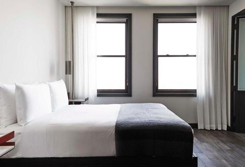 غرفة قياسية لذوى الاحتياجات الخاصة, The Robey, Chicago, A Member Of Design Hotels
