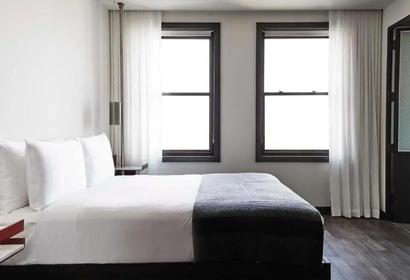اتاق استاندارد برای معلولان, The Robey, Chicago, A Member Of Design Hotels