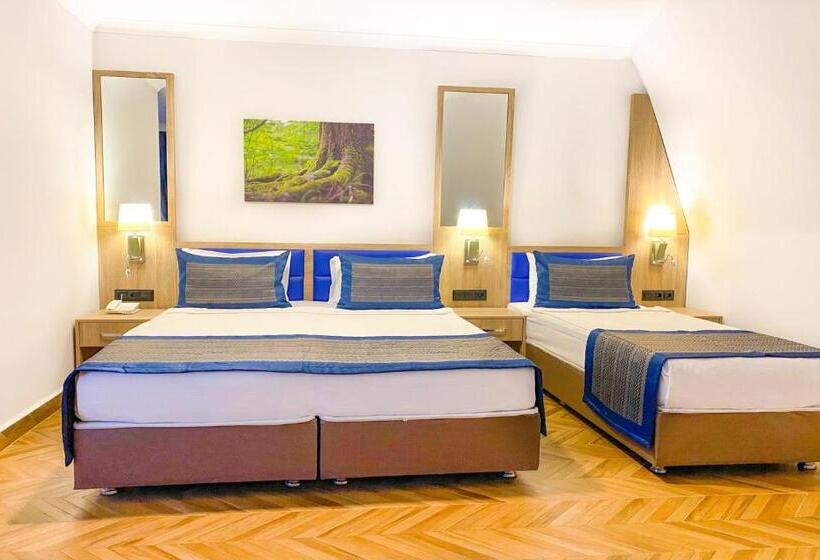 غرفة قياسية ثلاثية, Relax Beach