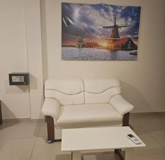 اتاق استاندارد با بالکن, Cozy Guesthouse