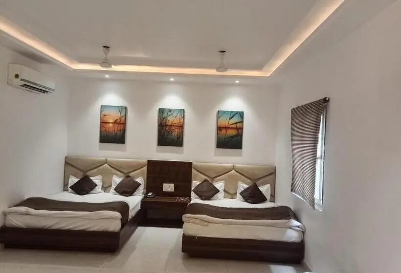 3 Bett Komfort Zimmer, Gurmehar