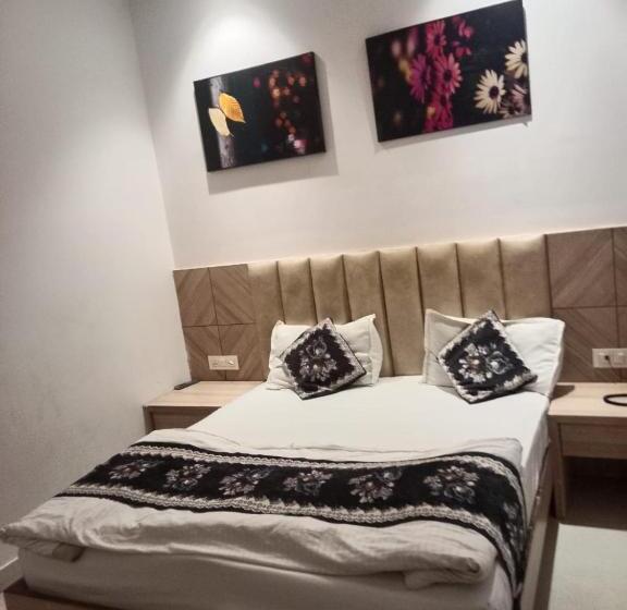 舒适三人间, Gurmehar