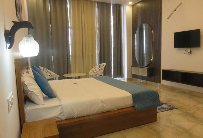 디럭스 룸, The Pine Paradise