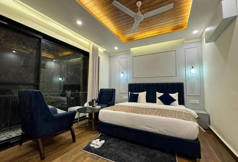 اتاق استاندارد با بالکن, Westend