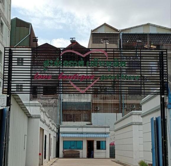 اتاق استاندارد, Love Boutique Motel