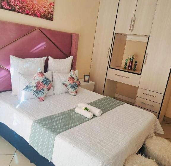 豪华套房, C Rane Guesthouse