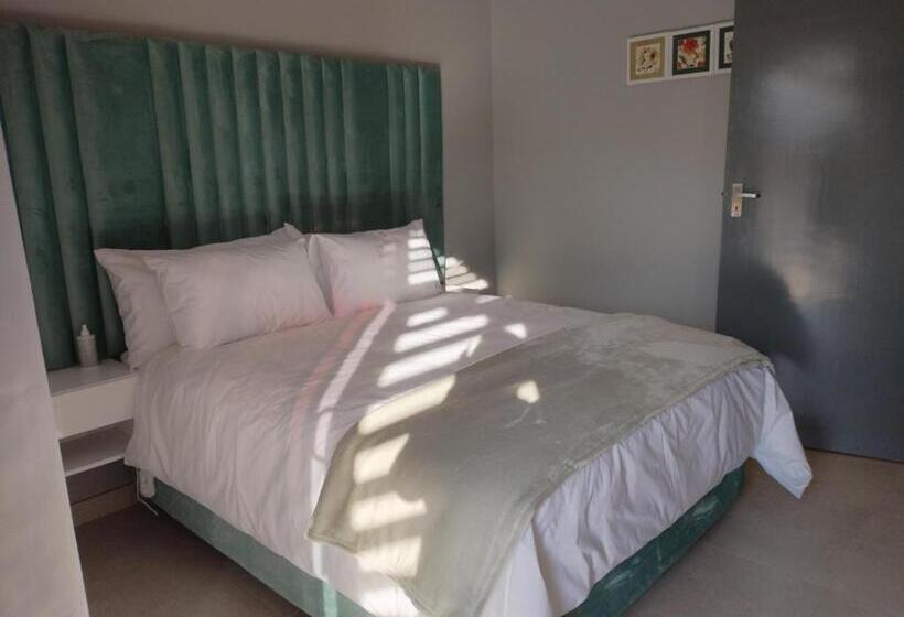 غرفة ديلوكس, Luyana Guesthouse