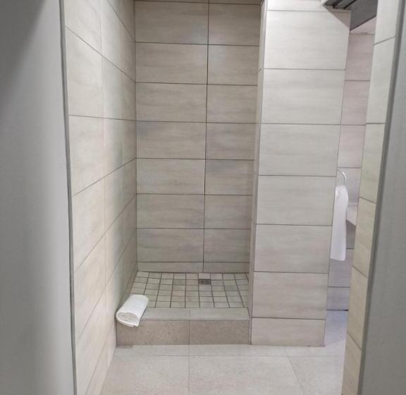 غرفة ديلوكس سرير كينج, Luyana Guesthouse