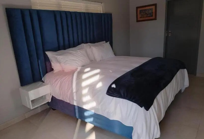 キングサイズベッドのデラックスルーム, Luyana Guesthouse