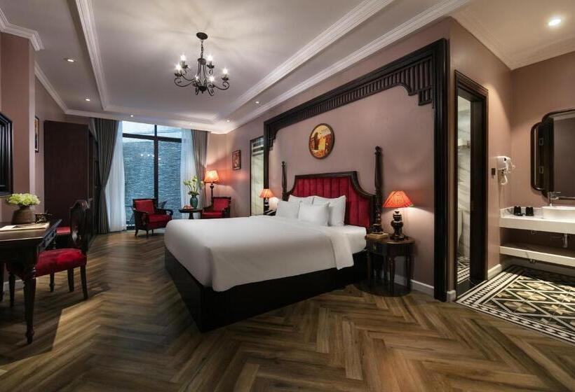 سوییت لوکس, Acoustic Premium Hotel & Spa