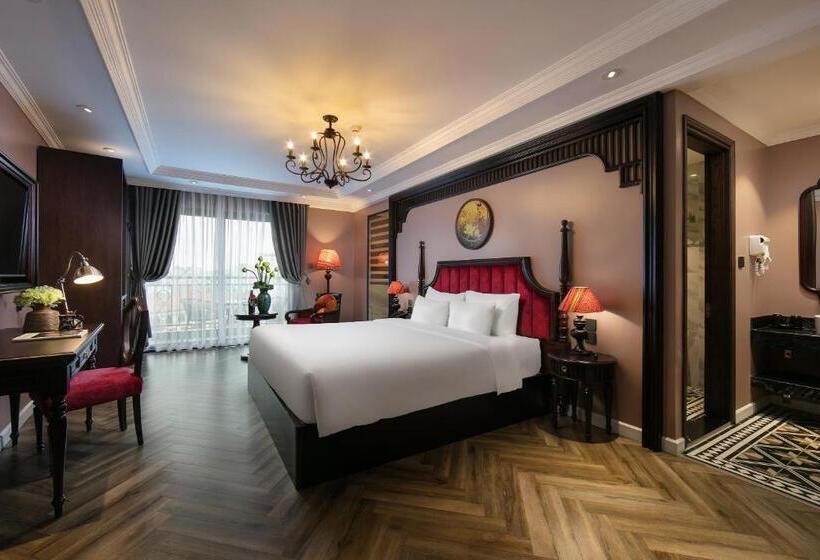 سوئیت با بالکن, Acoustic Premium Hotel & Spa