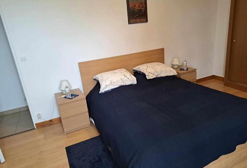 غرفة عائلية, Comme Chez Soi !