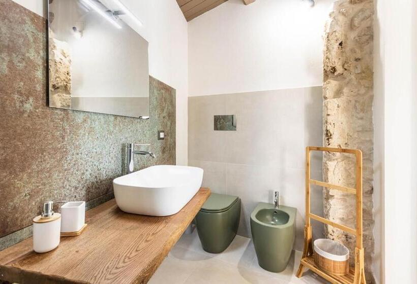 デラックスルーム, Casale Micale