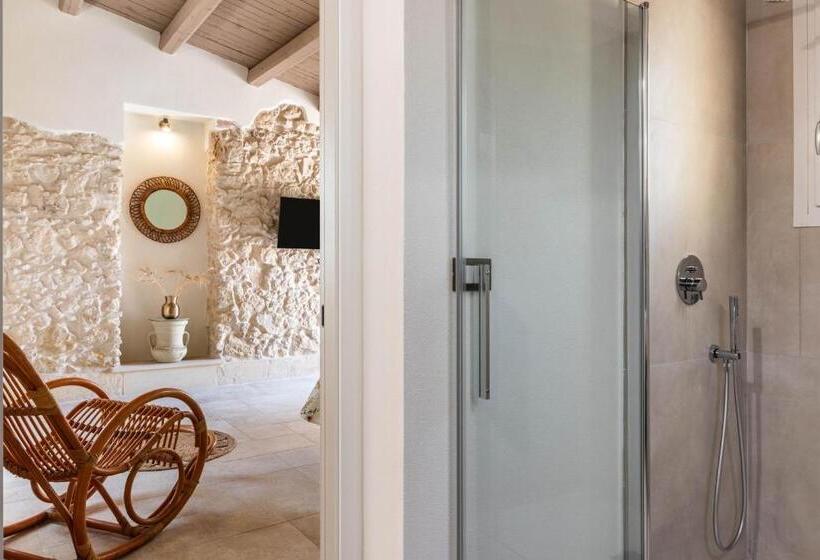 デラックスルーム, Casale Micale