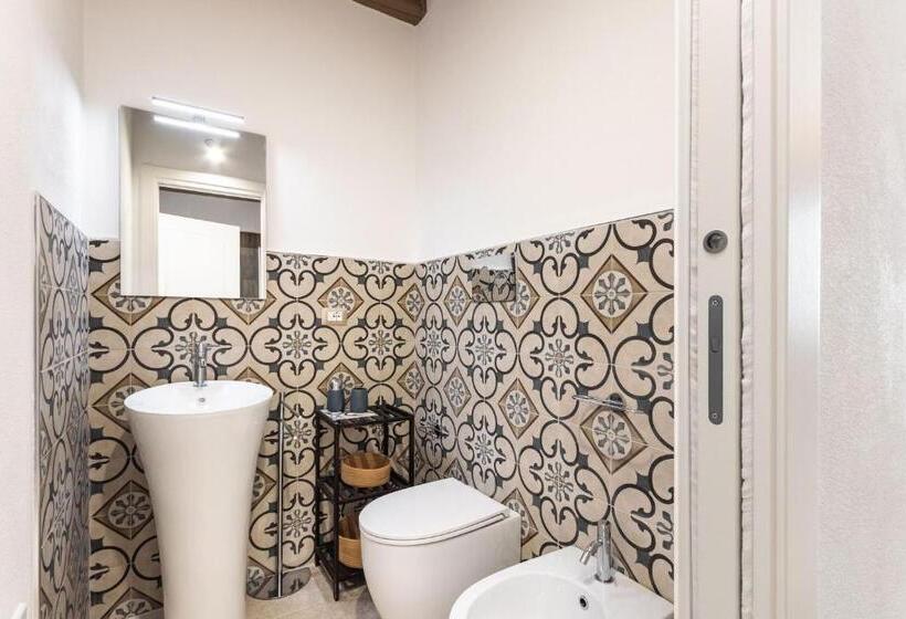 バルコニー付きデラックスルーム, Casale Micale