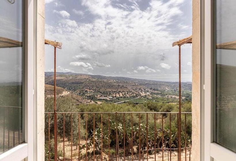 バルコニー付きデラックスルーム, Casale Micale