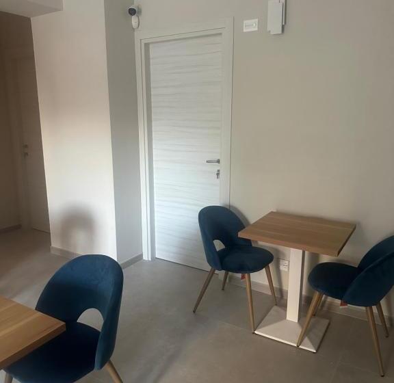 Номер Стандарт, Lungomare B&b