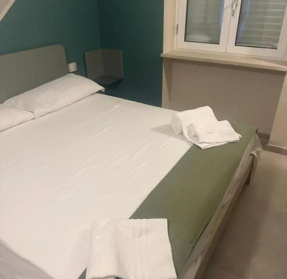 スタンダードルーム, Lungomare B&b