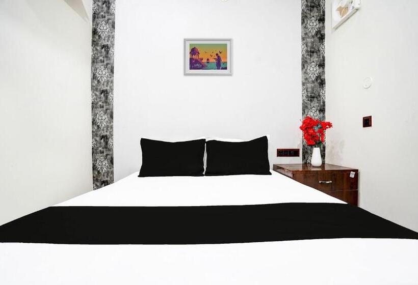 חדר קלאסי לשלושה, Oyo Hotel Guru